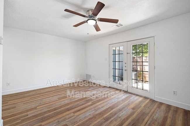Photo - 2217 Mission Hill Dr Unit B