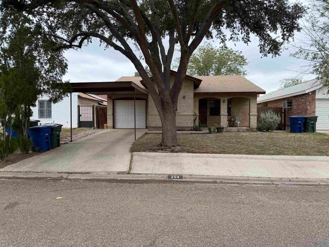 Building Photo - 204 Northpoint Dr