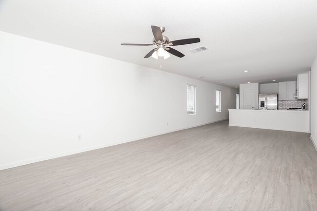 Photo - 14436 Jenson Crk