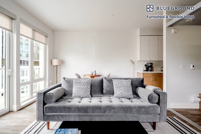 Photo - 285 8th Ave N Unit FL5-ID872