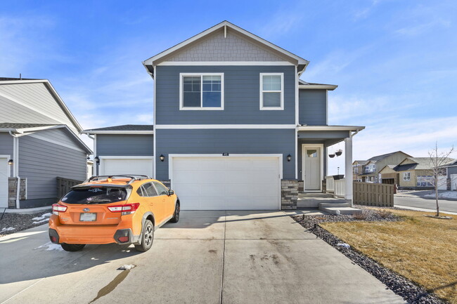 Building Photo - 482 3rd St