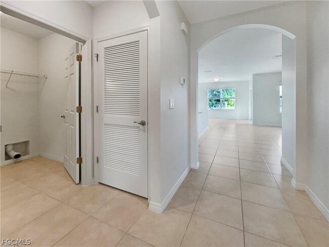 Photo - 131 NE 23rd Pl