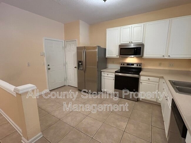 Building Photo - 5052 Hawkstone Dr