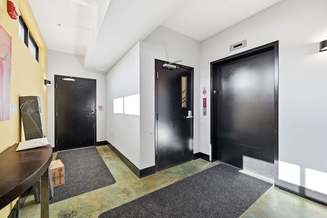 Photo - 211 Cream St Unit #202