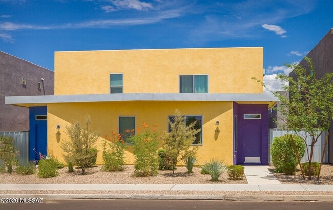 Photo - 848 E Park Modern Dr
