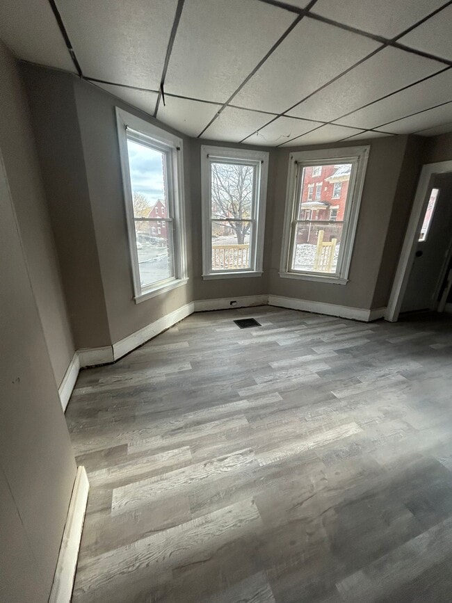 Photo - 6 Clachan Pl