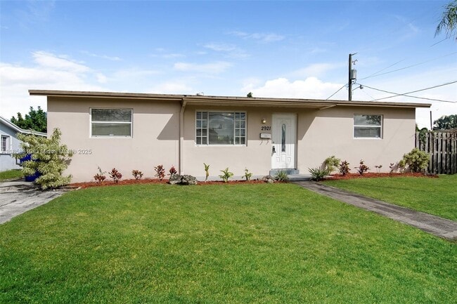 Building Photo - 2921 N 74th Way Rental