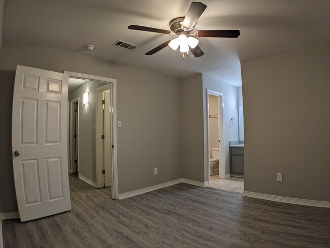 Palm View Apartments