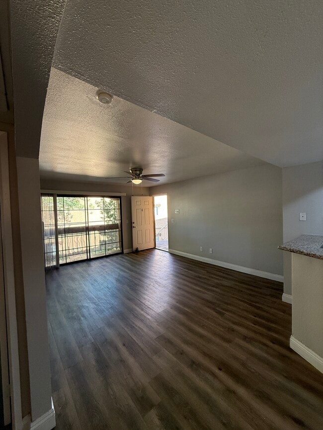 Photo - 5118 S Jones Blvd Unit 202