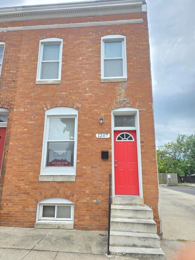 Building Photo - Renovated Home for Rent