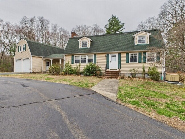 Building Photo - 215 Stoney Lea Rd Rental