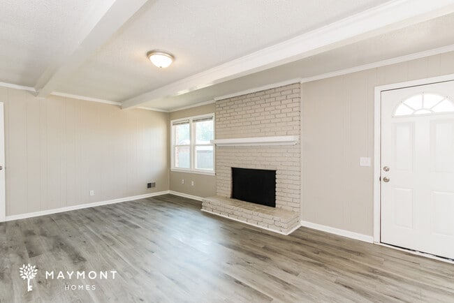 Photo - 213 Guild Hall Dr