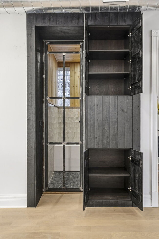 Photo - 1414 N Maplewood Ave