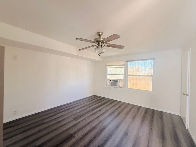Photo - 207-209 S. Mission Dr Unit 209A