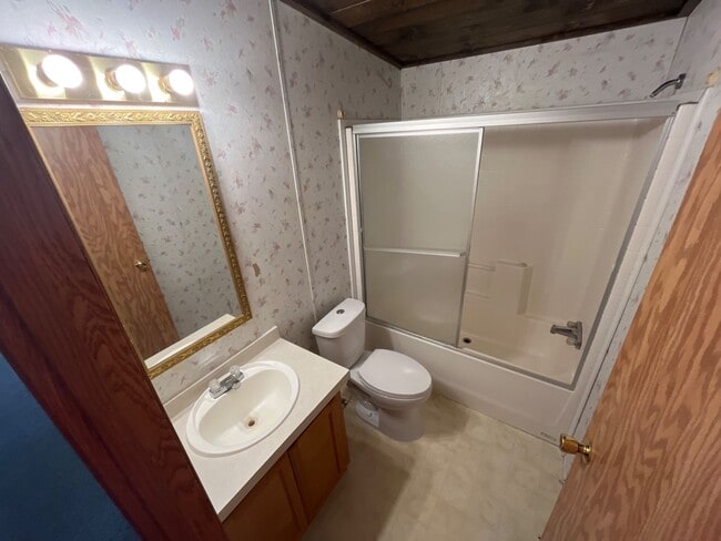 Photo - 901 S Walnut St