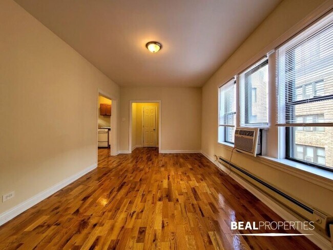 Photo - 1 bedroom in CHICAGO IL 60613 Unit E3