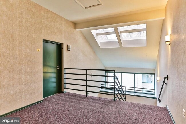 6 Winners Cir Unit 3C