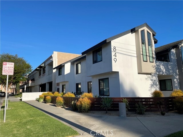 Photo - 849 N Van Ness Ave Unidad 5