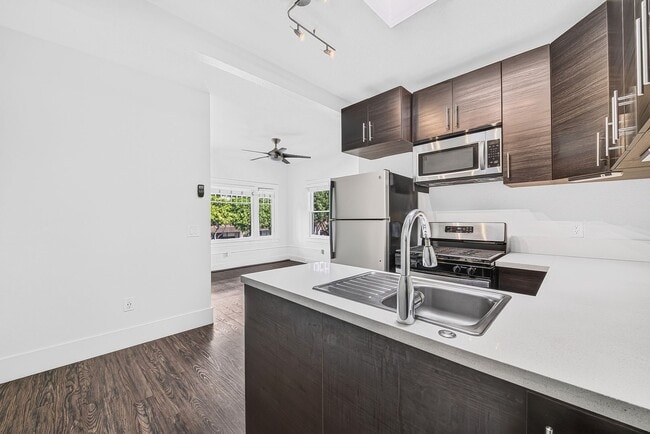 Photo - Elm Avenue Apartments