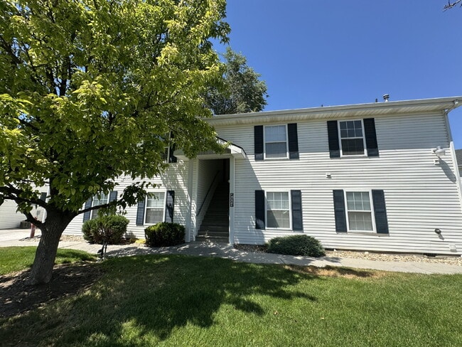 Photo - 114 Davis Ave