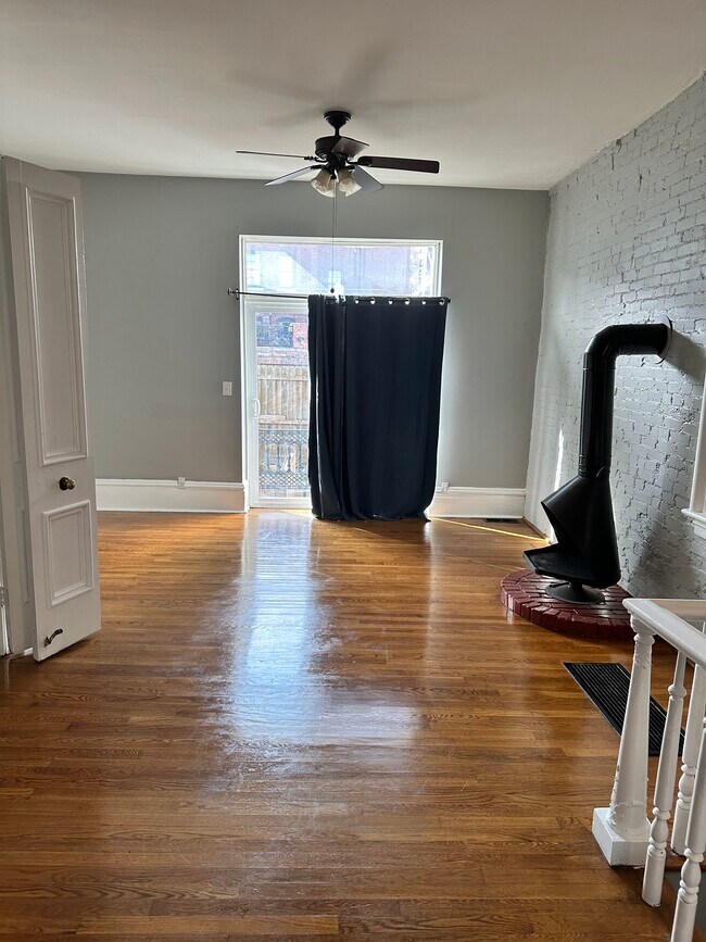 Photo - 4628 McPherson Ave Unit 1 w