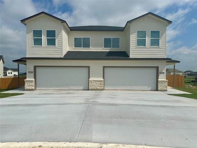 Building Photo - 515 War Admiral Dr