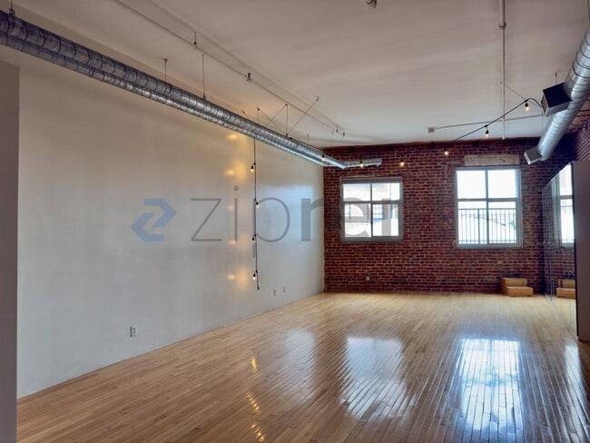Photo - Unit 208