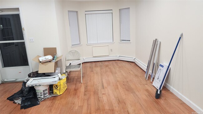 Photo - 82-44 Country Pointe Cir