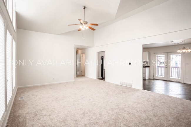 Photo - 771 W 1700 N