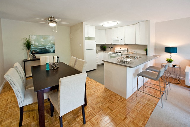 Photo - St. Lawrence Village