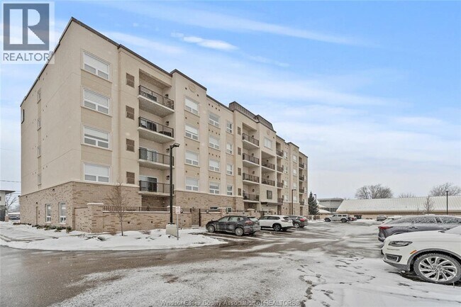 Photo - 1740 Sprucewood Ave Unité 202