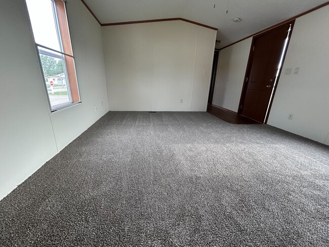 Photo - 319 Spring Park Dr