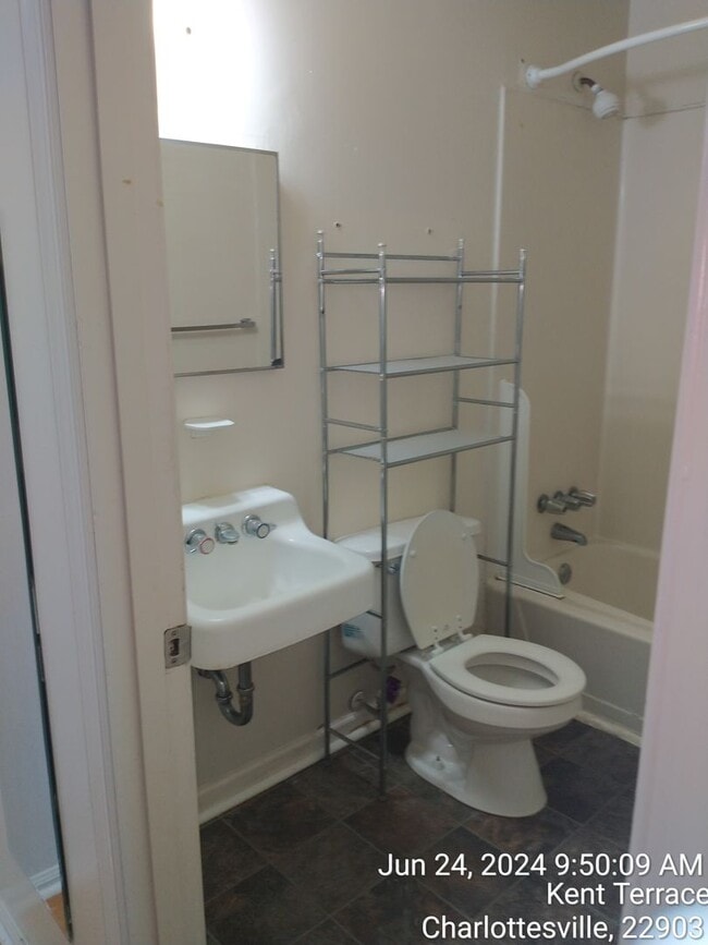 Photo - 109 Kent Terrace Unit D