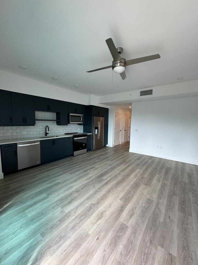 Photo - 45 NW 31st St