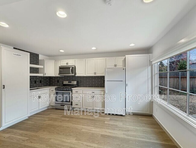 Photo - 1516 1/2 N 7th St