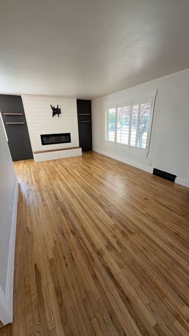 8350 W Mix Ave
