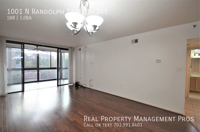 Photo - 1001 N Randolph St Unit 307