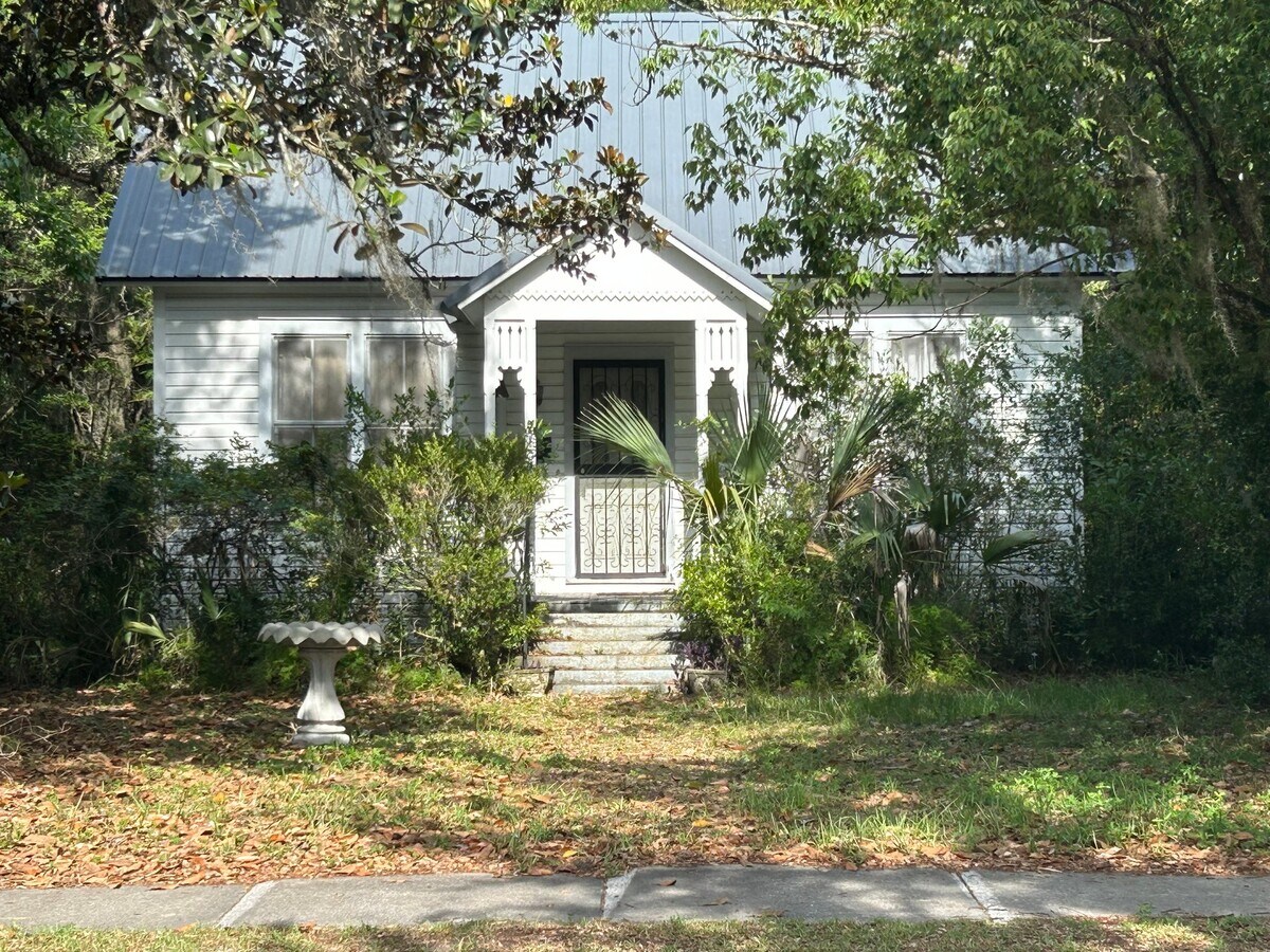Photo - 1022 NW 4th St