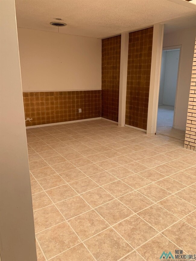 Photo - 1640 Courtland Cir