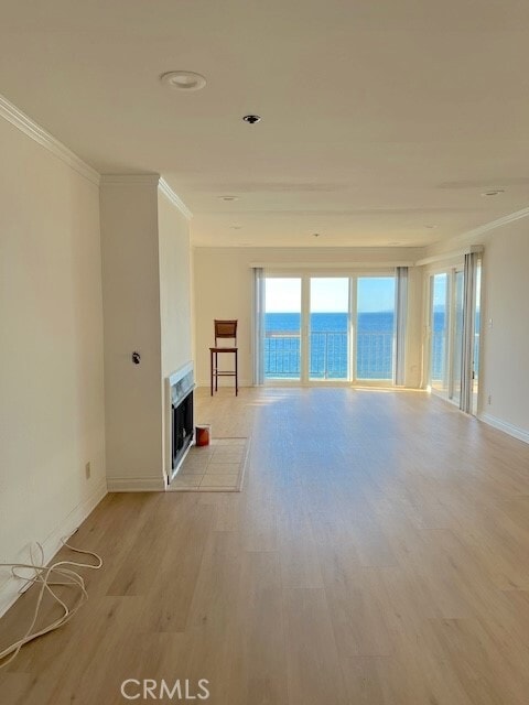 Photo - 535 Esplanade Unit 305