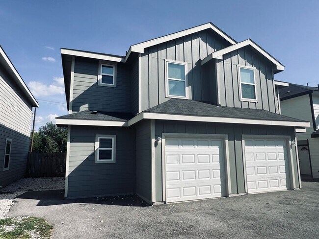 Building Photo - 7356 Misty Ridge Dr Unit 7365 Misty Ridge 7