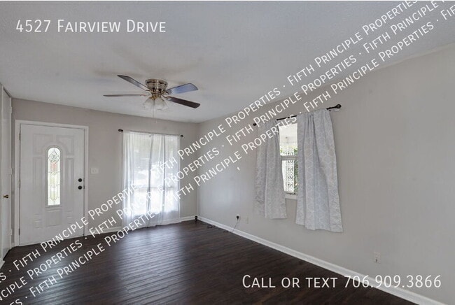 Photo - 4527 Fairview Dr