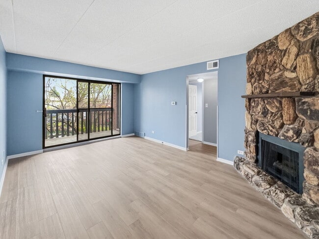 Photo - 13616 Royal Ct Unit 207