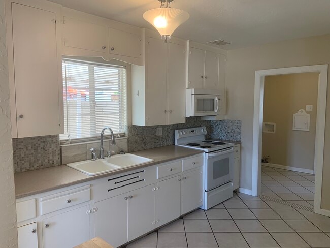 Photo - 1722 W Osborn Rd