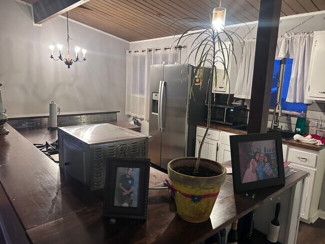 Photo - 233 Natoma Ave