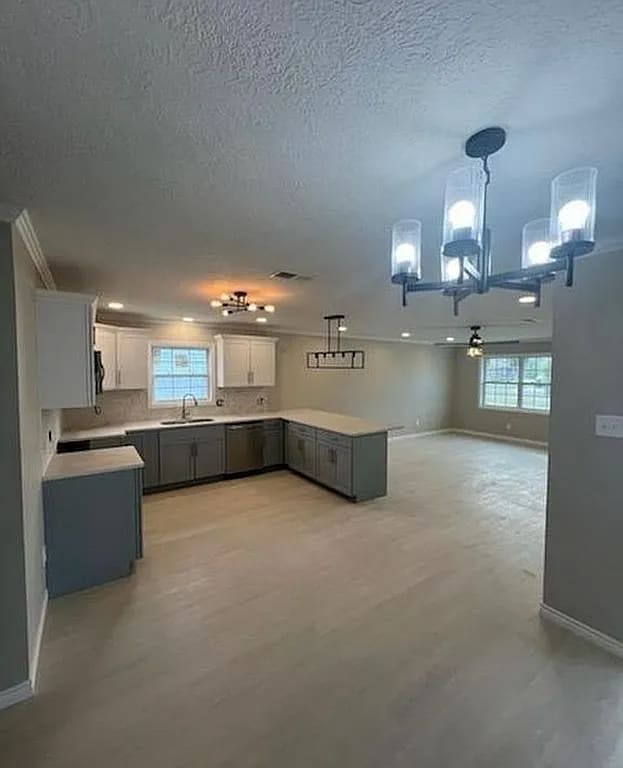 Photo - 207 S Bowers Ave