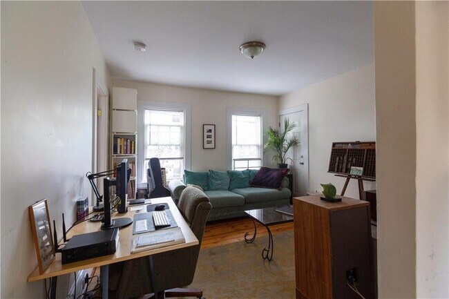 Photo - 186 Carpenter St Unidad 2R