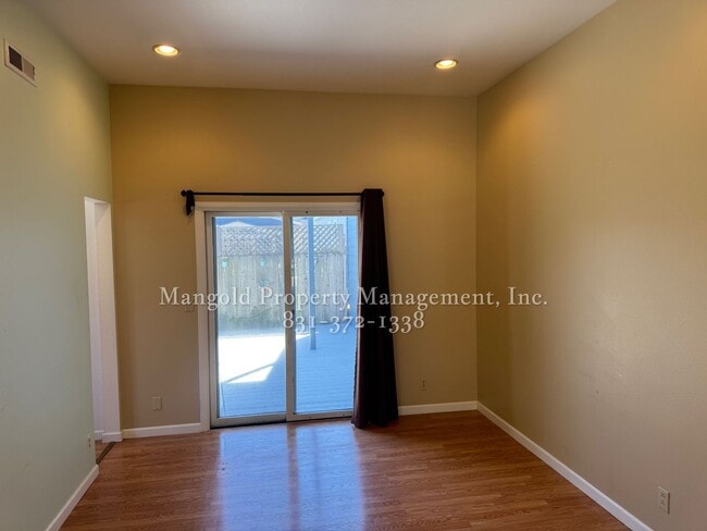 Photo - 4 Bedroom Ocean View Home with Private Balcony & Deck