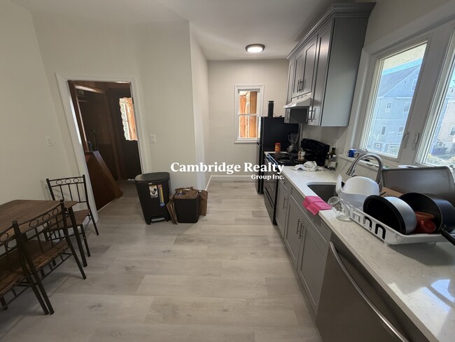 Photo - 100 W Adams St Unit 1A