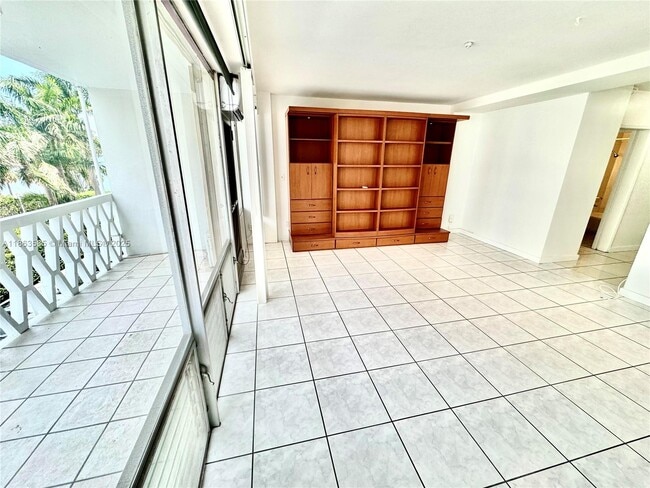Photo - 1430 Brickell Bay Dr Unit 301